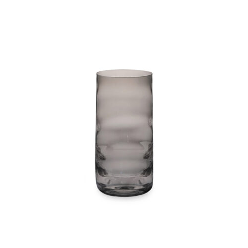 Tall crystal glass in Sandstorm Grey variant