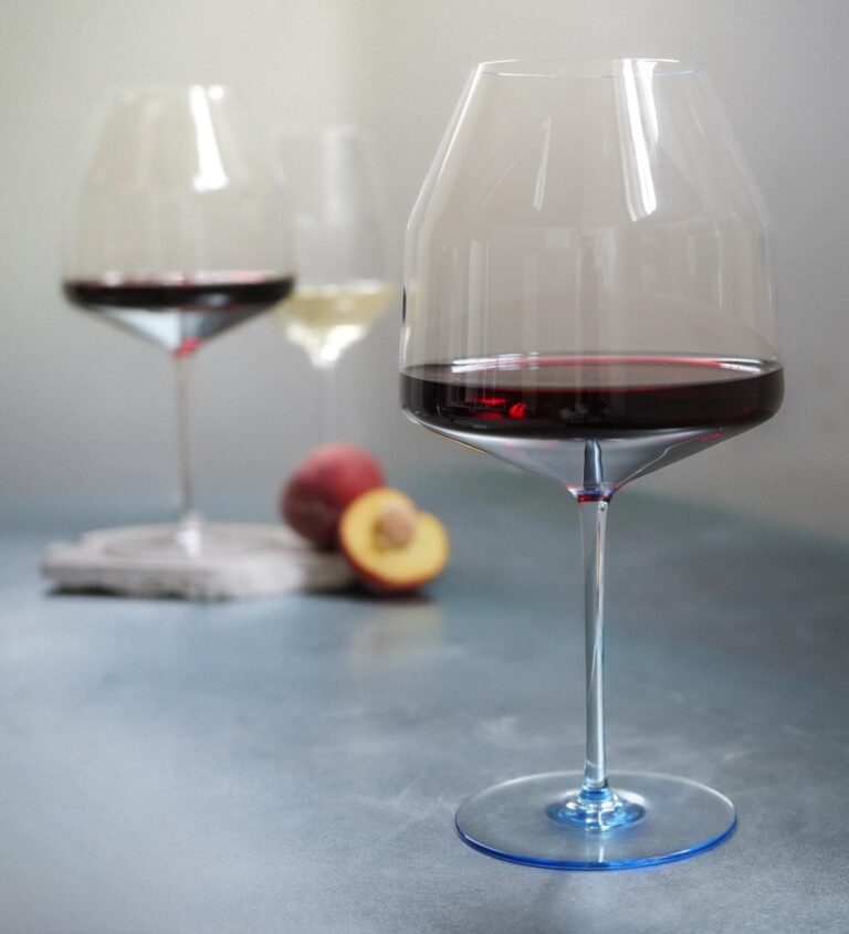 Orbit Red Wine Glasses